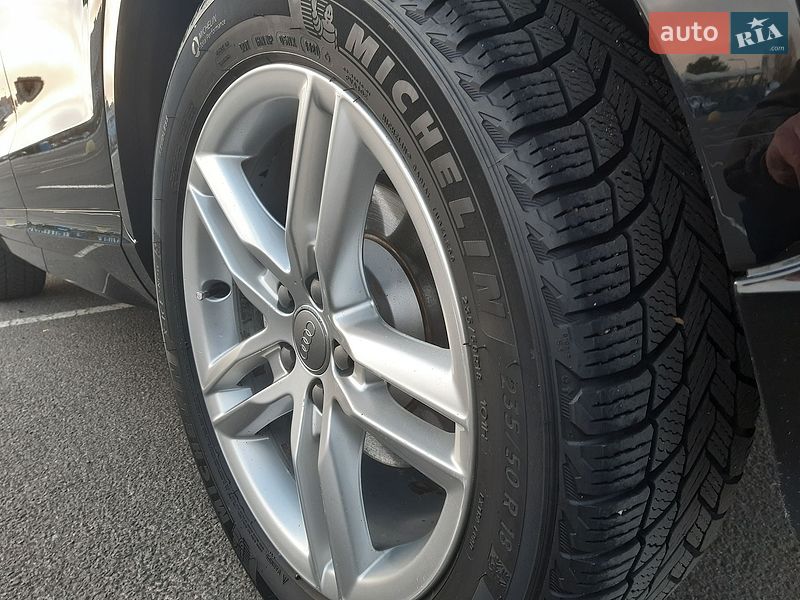 Позашляховик / Кросовер Audi Q3 2018 в Києві