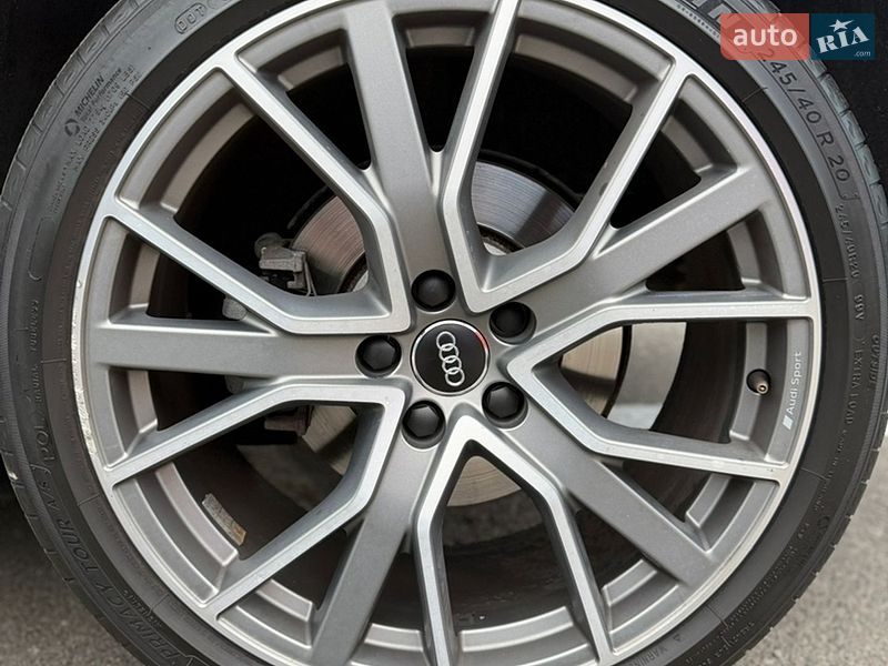 Внедорожник / Кроссовер Audi Q3 2019 в Одессе