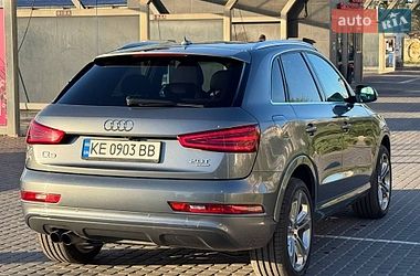 Внедорожник / Кроссовер Audi Q3 2015 в Днепре