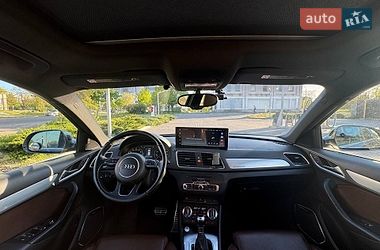 Внедорожник / Кроссовер Audi Q3 2015 в Днепре