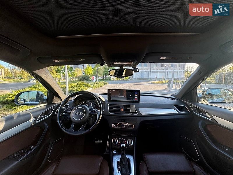 Внедорожник / Кроссовер Audi Q3 2015 в Днепре