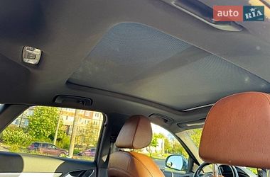 Внедорожник / Кроссовер Audi Q3 2015 в Днепре