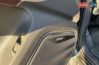 Внедорожник / Кроссовер Audi Q3 2015 в Днепре