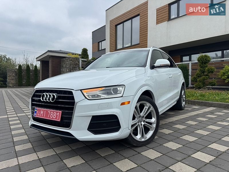 Внедорожник / Кроссовер Audi Q3 2017 в Стрые