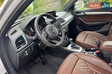 Внедорожник / Кроссовер Audi Q3 2017 в Стрые