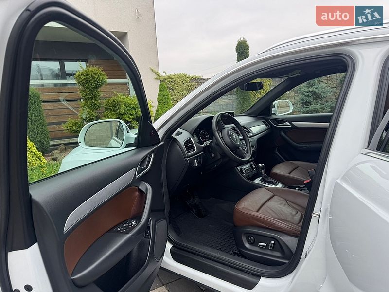 Внедорожник / Кроссовер Audi Q3 2017 в Стрые