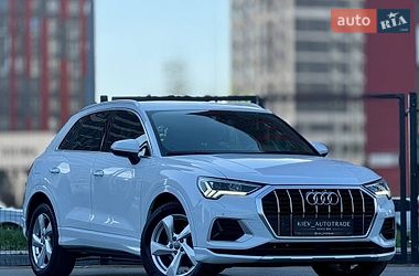 Внедорожник / Кроссовер Audi Q3 2020 в Киеве