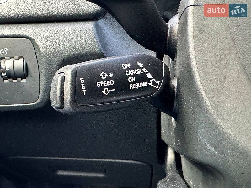 Внедорожник / Кроссовер Audi Q3 2017 в Киеве