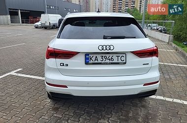 Внедорожник / Кроссовер Audi Q3 2022 в Киеве