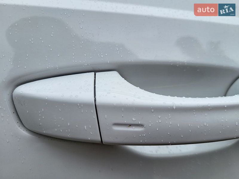 Внедорожник / Кроссовер Audi Q3 2022 в Киеве