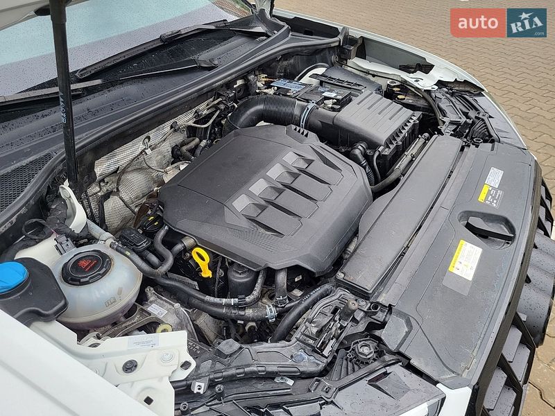 Внедорожник / Кроссовер Audi Q3 2022 в Киеве