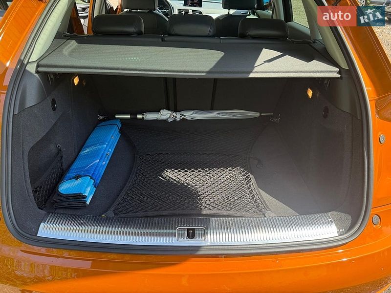 Внедорожник / Кроссовер Audi Q3 2011 в Киеве