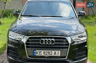 Внедорожник / Кроссовер Audi Q3 2017 в Каменском