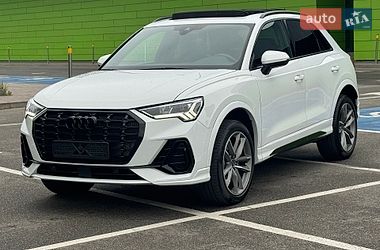 Внедорожник / Кроссовер Audi Q3 2023 в Киеве