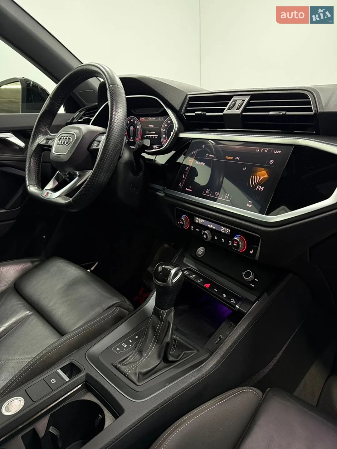 2019 Audi Q3 - мініатюра 20