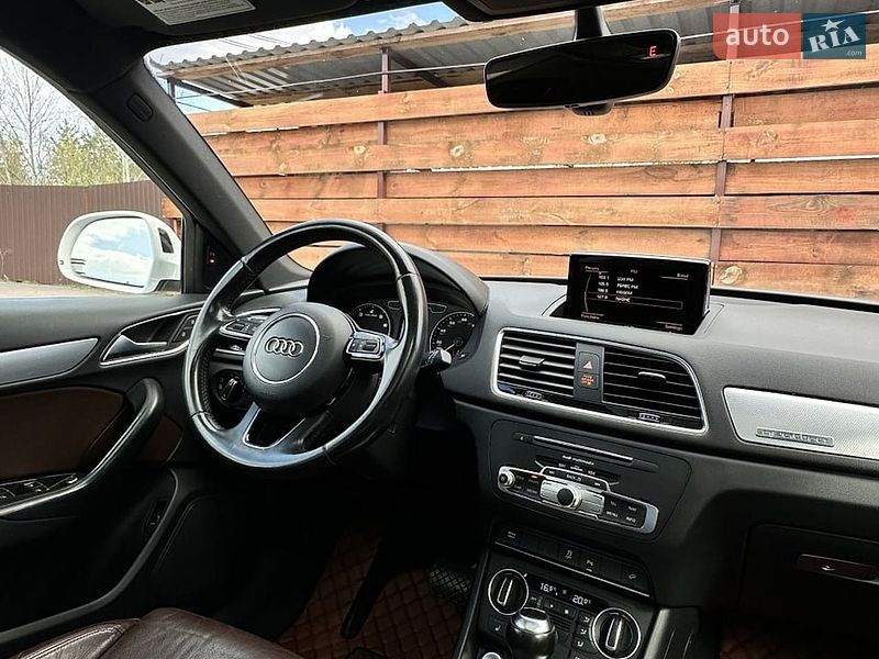Позашляховик / Кросовер Audi Q3 2016 в Білогородці