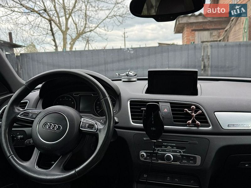 Внедорожник / Кроссовер Audi Q3 2014 в Львове