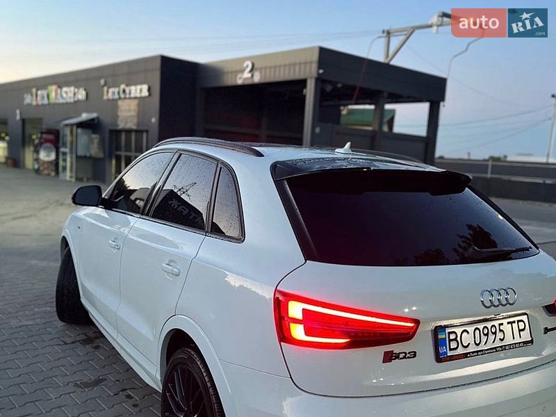 Позашляховик / Кросовер Audi Q3 2017 в Львові