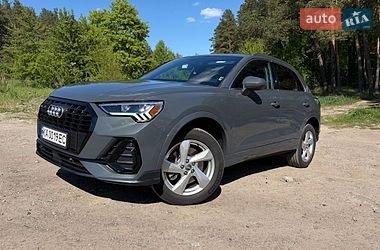Позашляховик / Кросовер Audi Q3 2020 в Києві