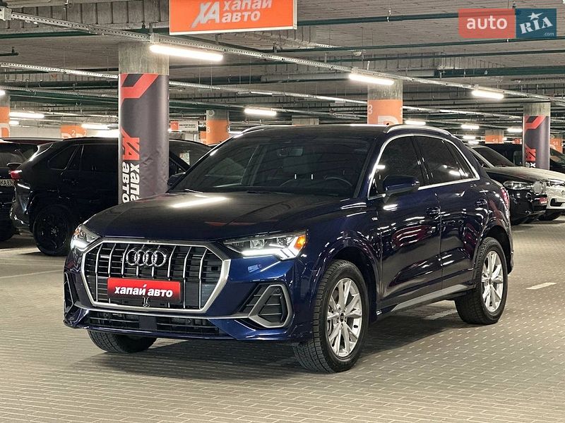 Позашляховик / Кросовер Audi Q3 2024 в Києві