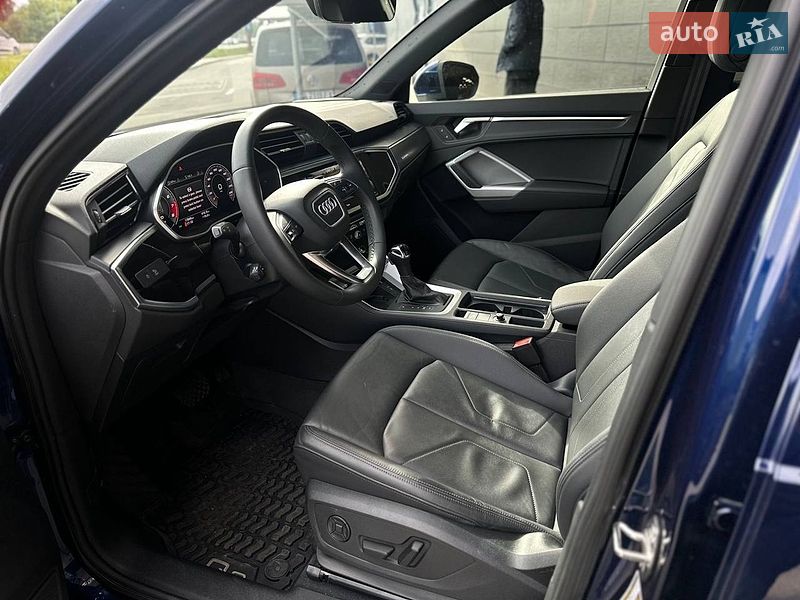 Позашляховик / Кросовер Audi Q3 2024 в Києві