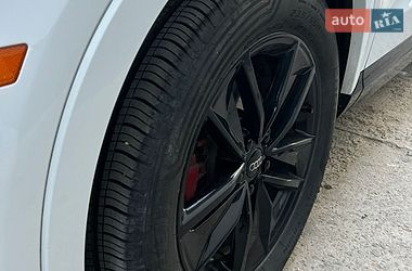Позашляховик / Кросовер Audi Q3 2016 в Тернополі