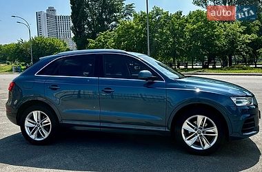 Позашляховик / Кросовер Audi Q3 2015 в Києві