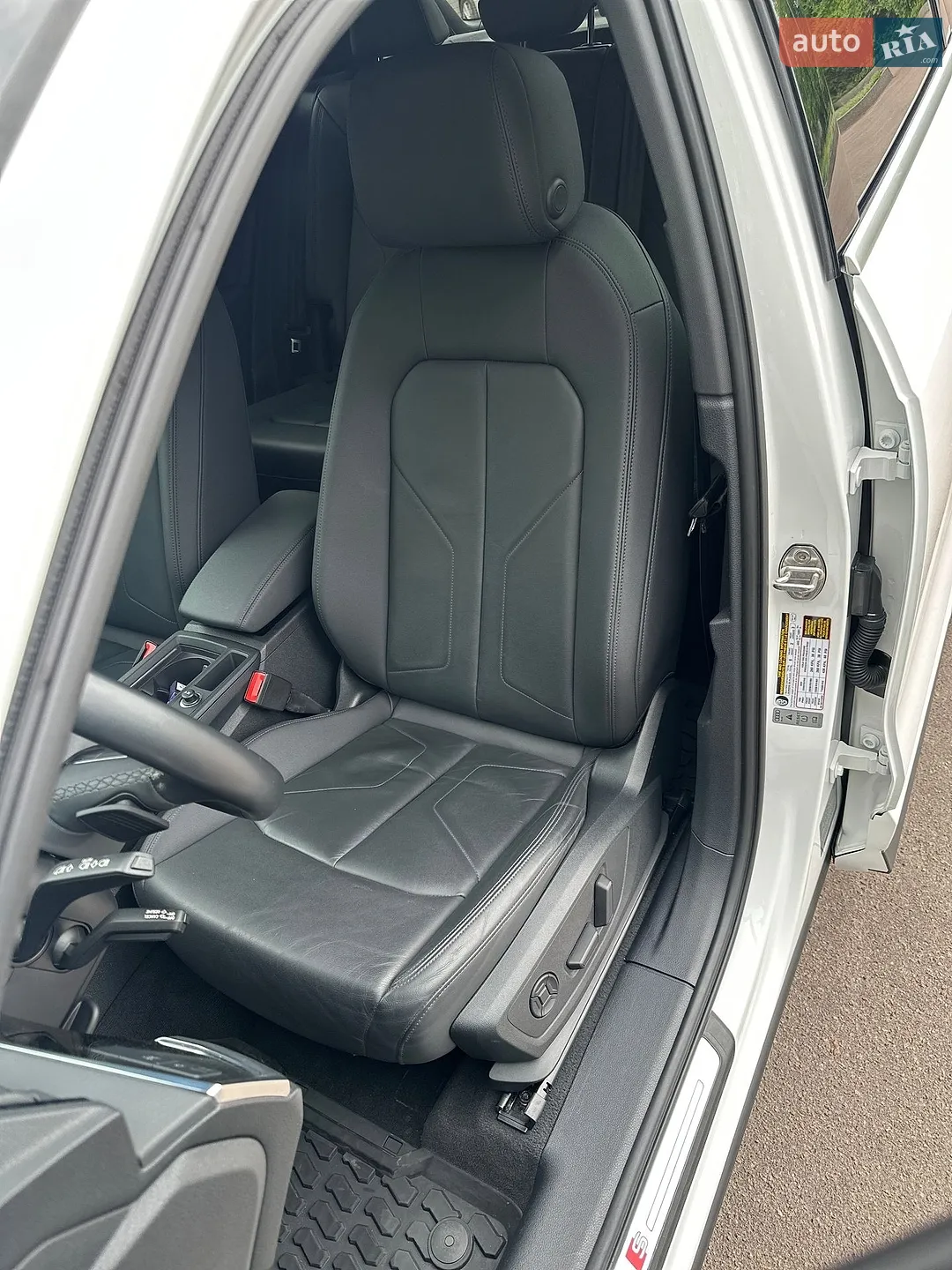 2023 Audi Q3 - мініатюра 11