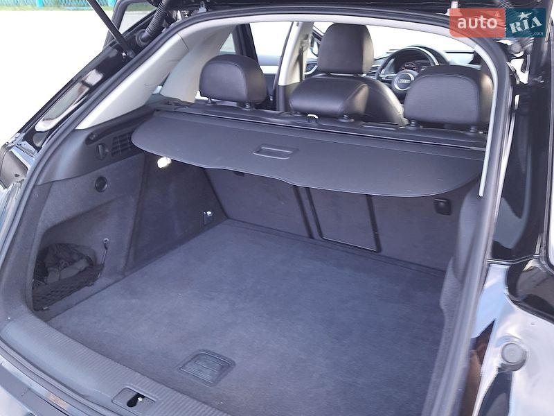 Позашляховик / Кросовер Audi Q3 2016 в Чернівцях