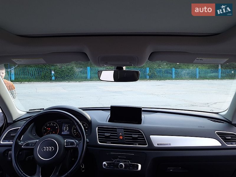 Позашляховик / Кросовер Audi Q3 2016 в Чернівцях