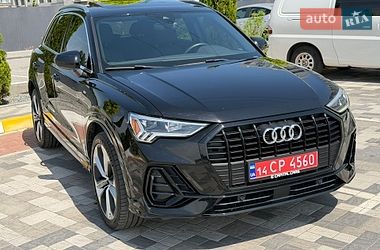Внедорожник / Кроссовер Audi Q3 2020 в Киеве