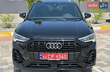 Внедорожник / Кроссовер Audi Q3 2020 в Киеве