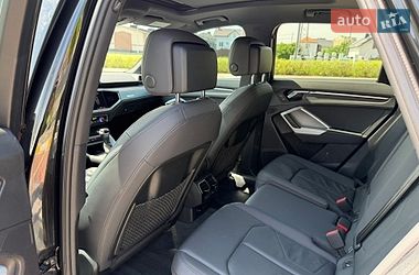 Внедорожник / Кроссовер Audi Q3 2020 в Киеве