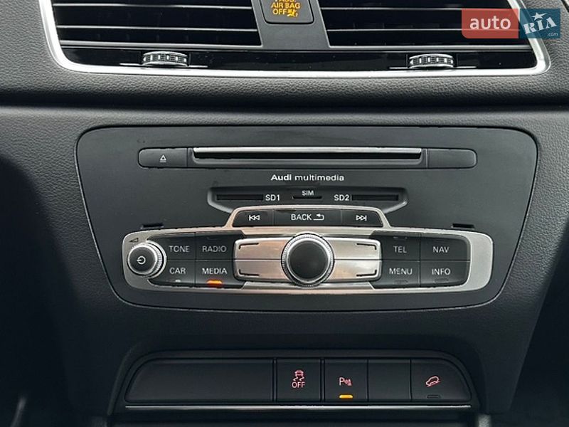 Позашляховик / Кросовер Audi Q3 2015 в Києві