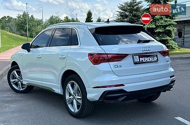 Внедорожник / Кроссовер Audi Q3 2019 в Киеве