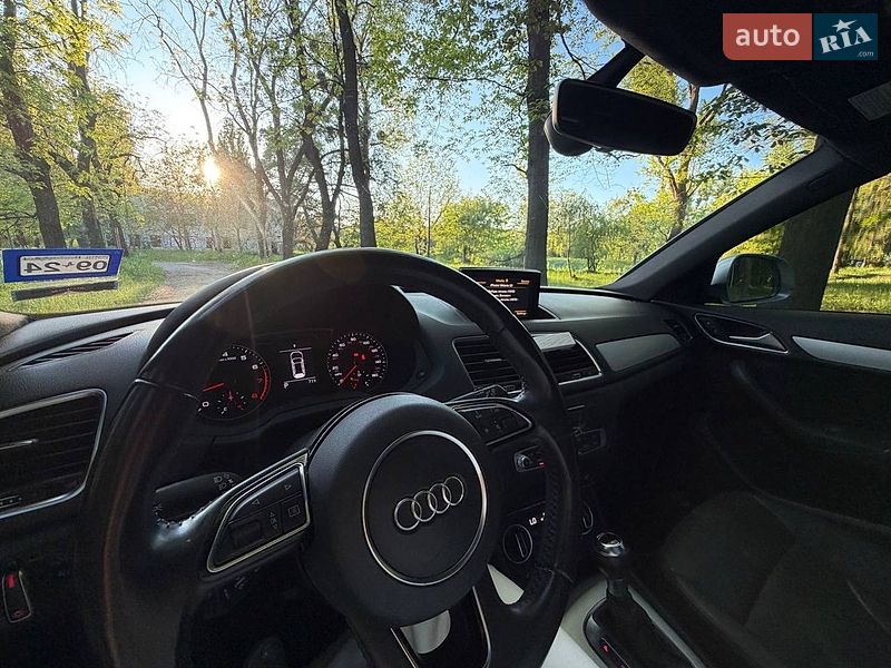 Внедорожник / Кроссовер Audi Q3 2018 в Киеве