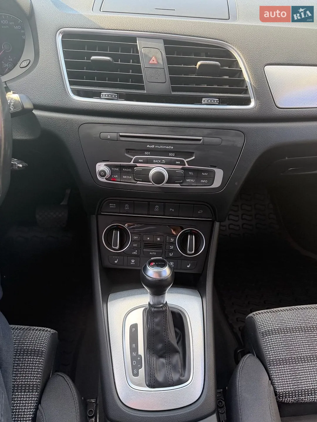2016 Audi Q3 - мініатюра 16