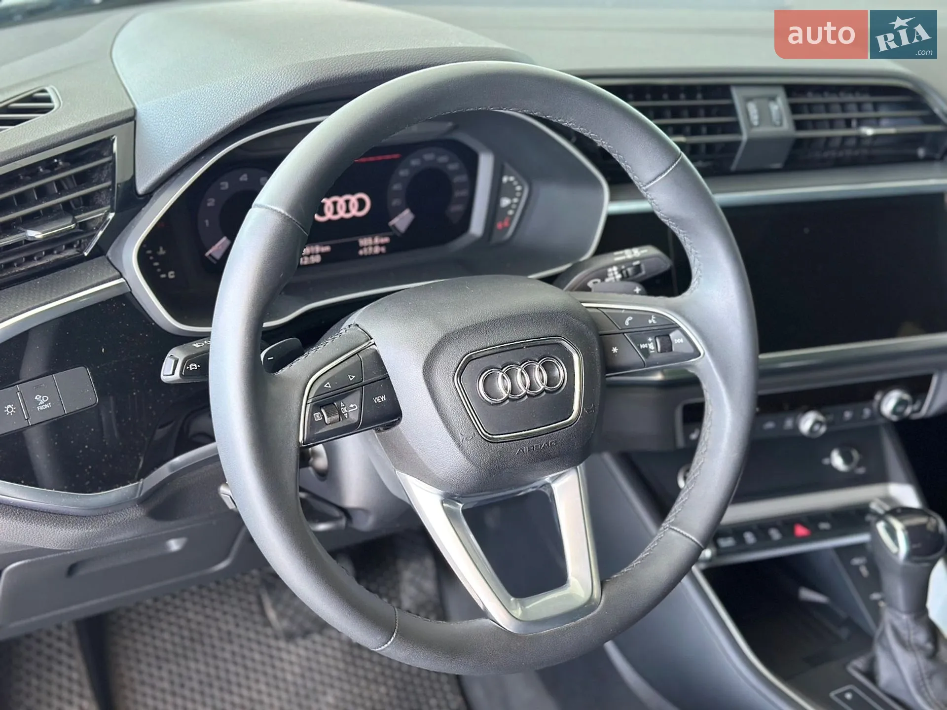 2025 Audi Q3 - мініатюра 9