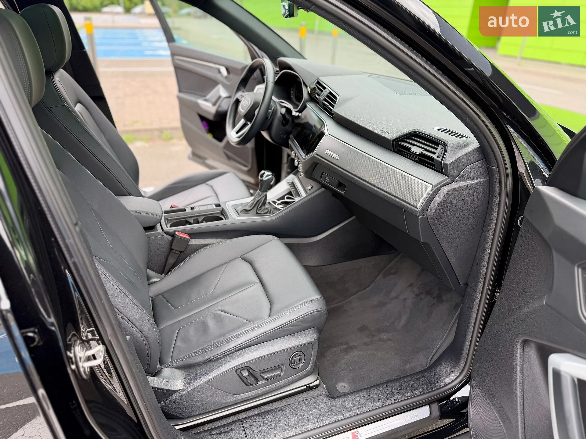 2024 Audi Q3 - мініатюра 47