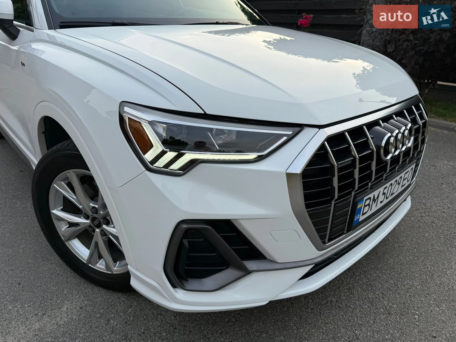 Audi Q3 2023 VIN WA1DECF33P1106205 фото оголошення 2 з 38