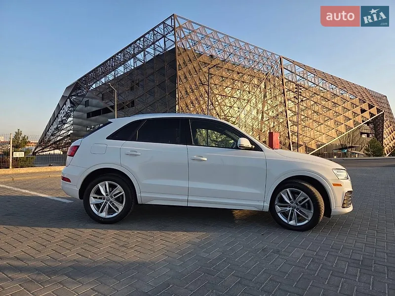 Audi Q3 2018 VIN WA1BCCFS3JR028182 фото оголошення 6 з 55