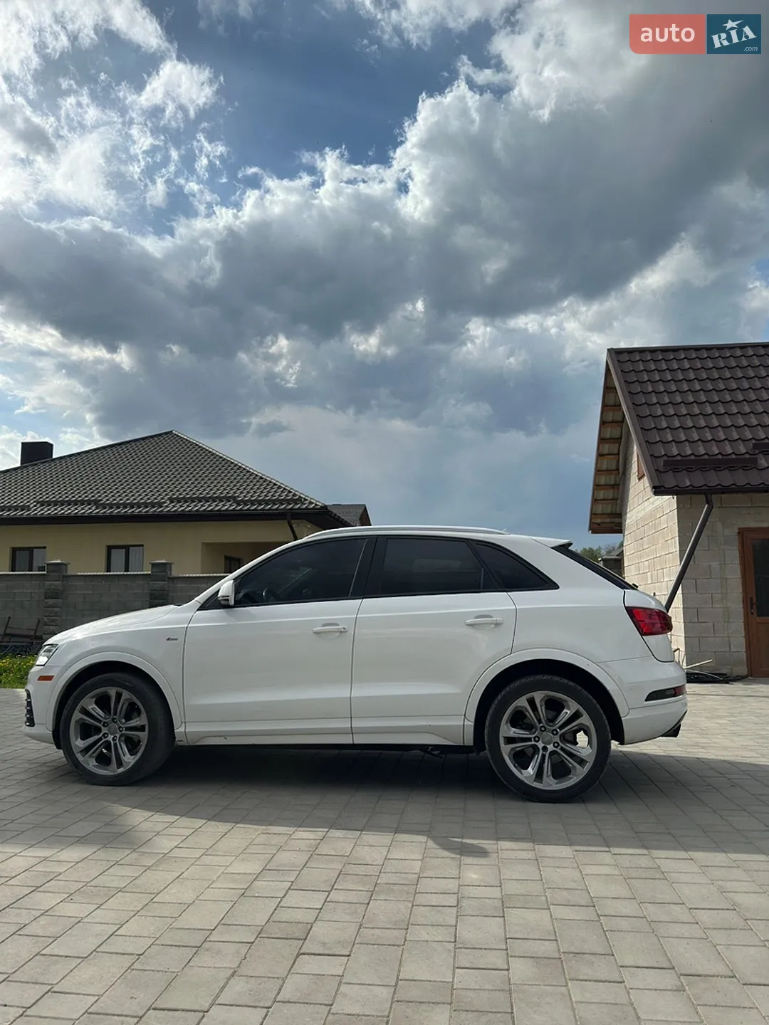 2017 Audi Q3 - мініатюра 19