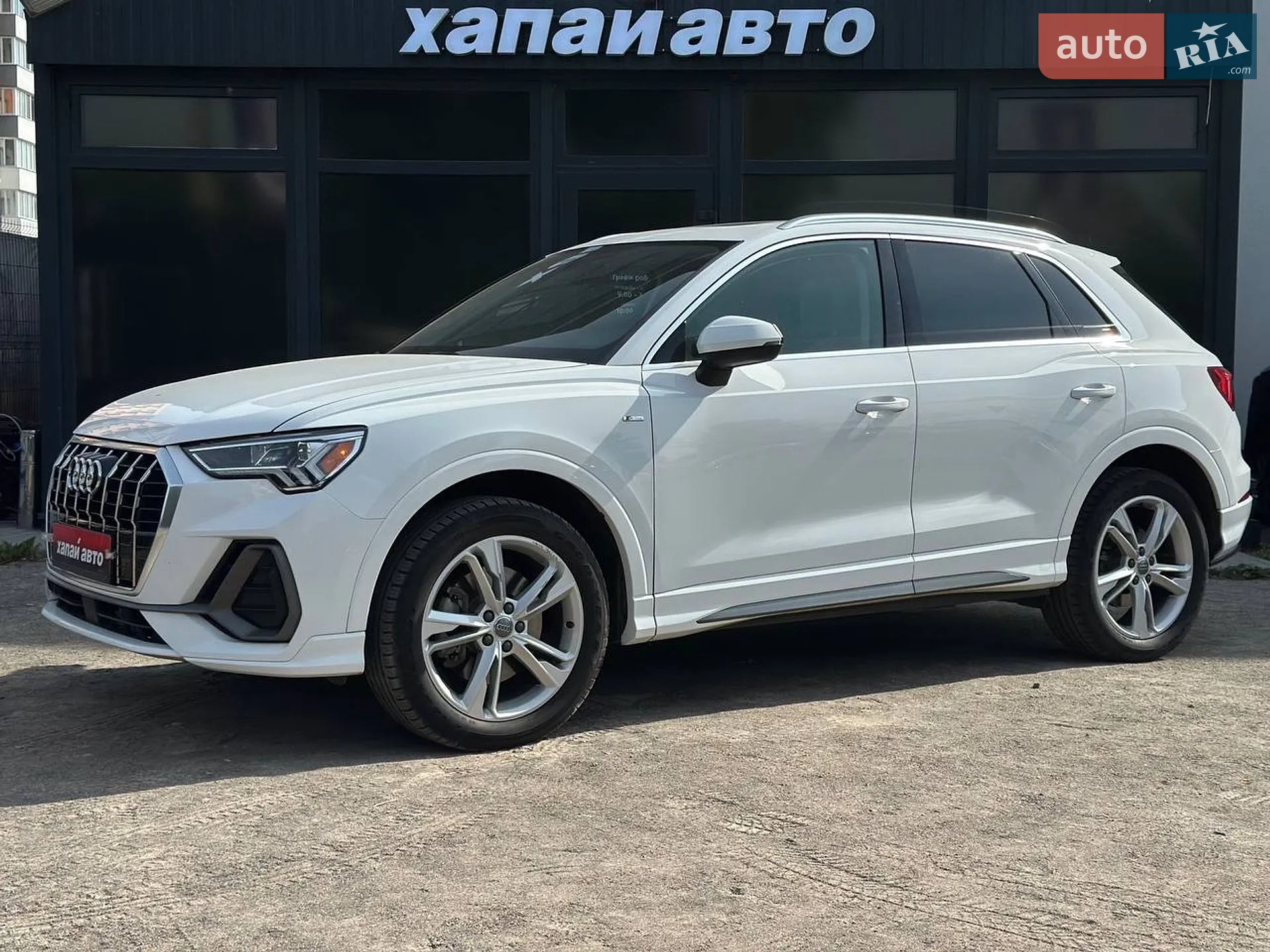 2019 Audi Q3 - фото 1