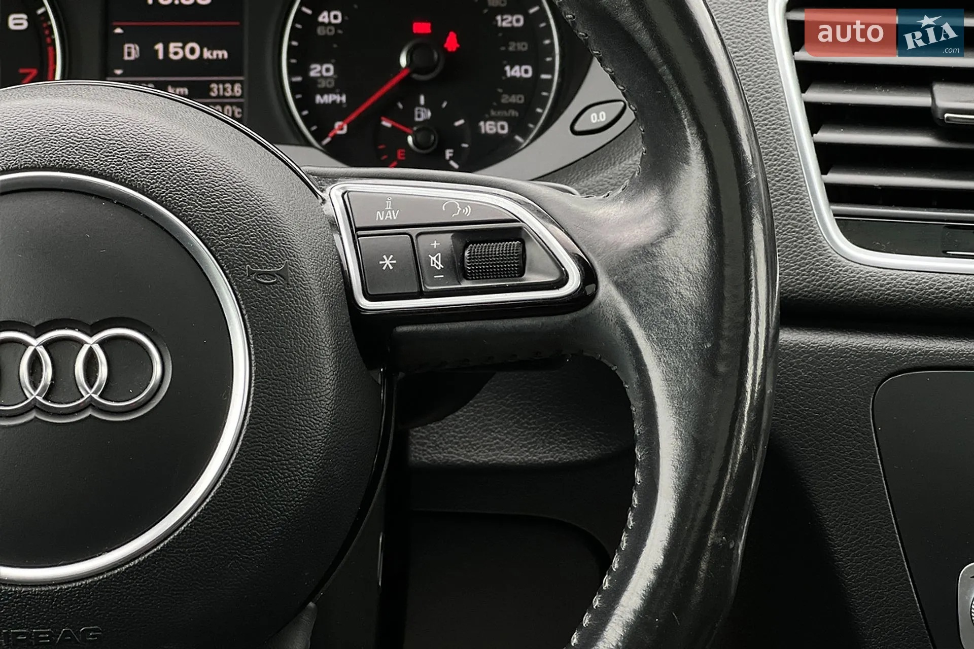 2016 Audi Q3 - мініатюра 12