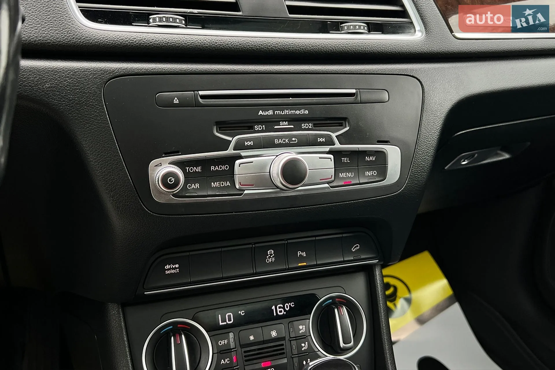 2016 Audi Q3 - мініатюра 17