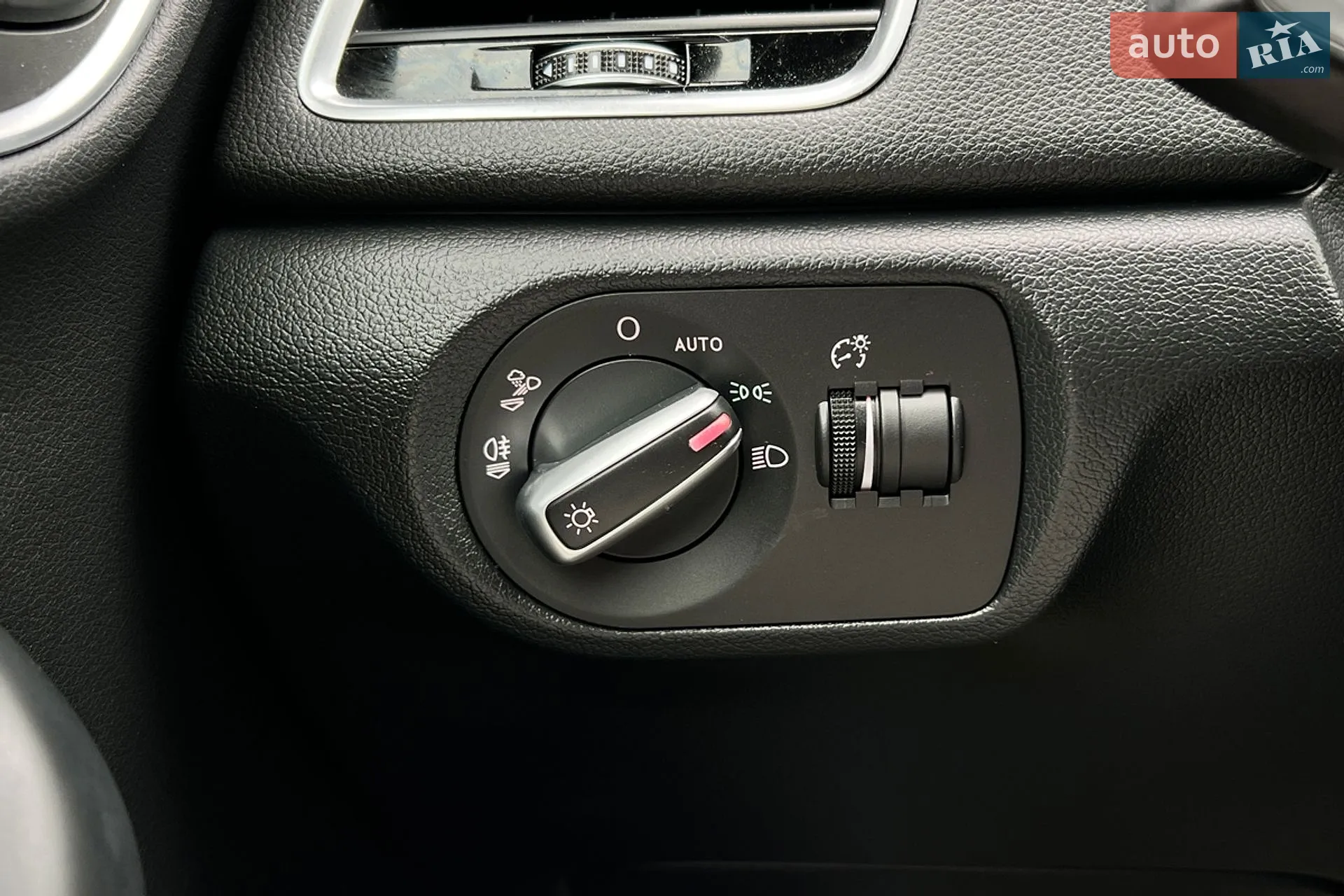 2016 Audi Q3 - мініатюра 21