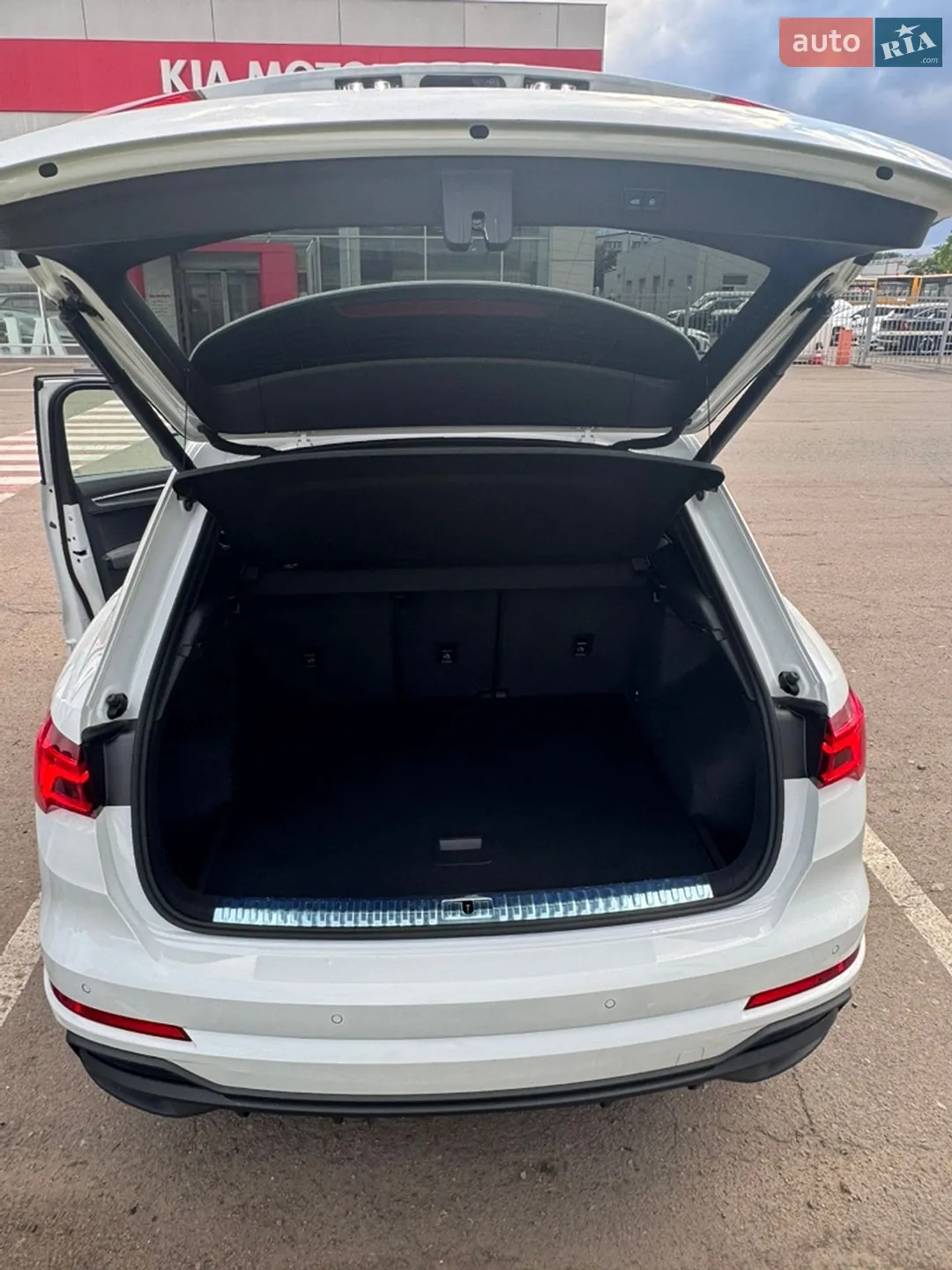 2022 Audi Q3 - мініатюра 22