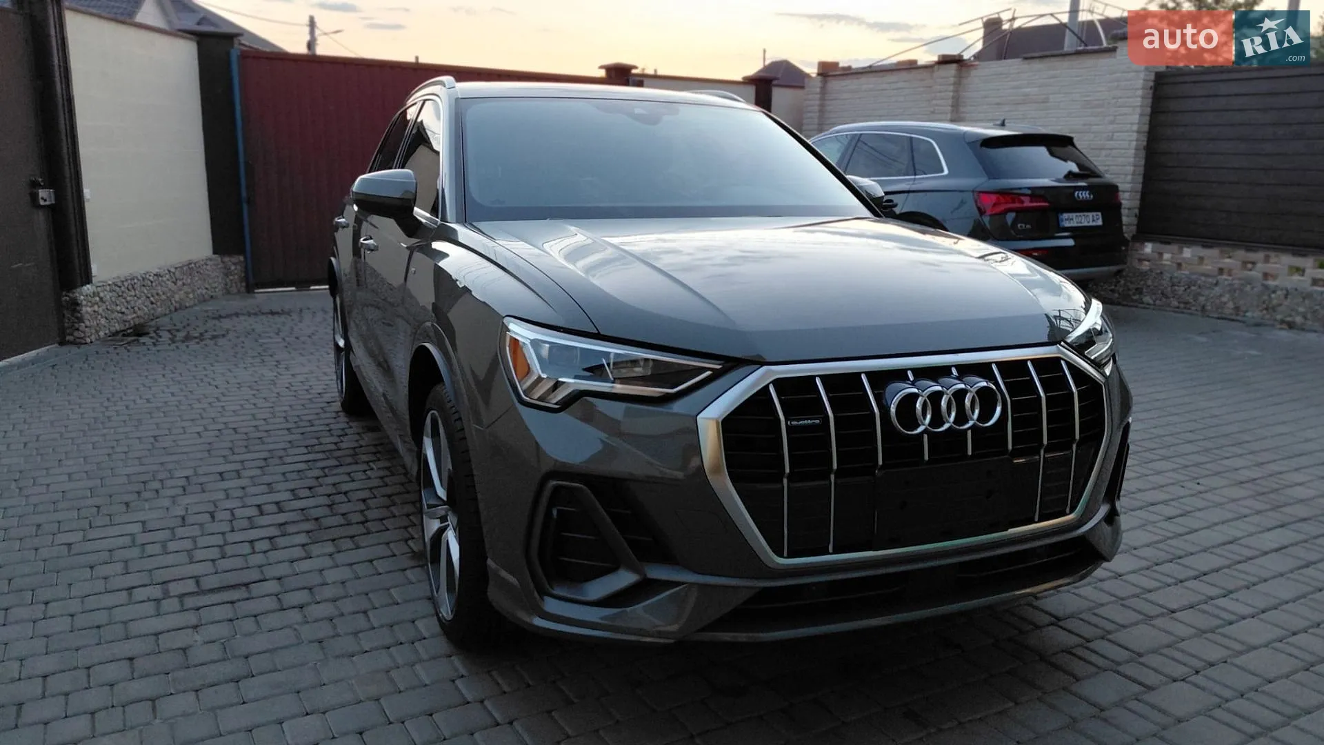 2019 Audi Q3 - фото 1