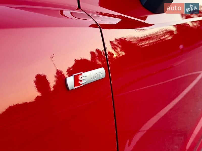 Позашляховик / Кросовер Audi Q3 2021 в Києві