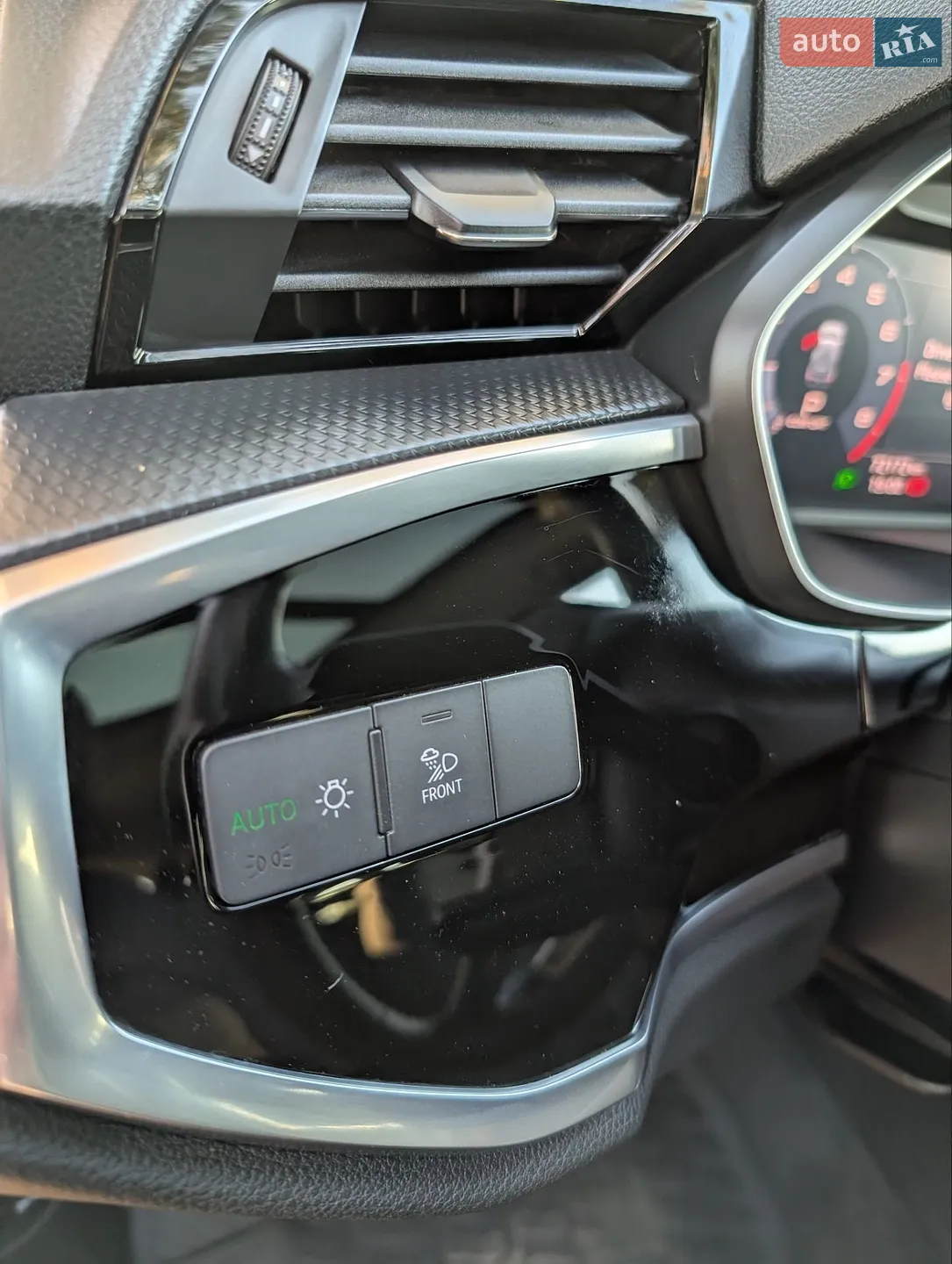 2019 Audi Q3 - мініатюра 20